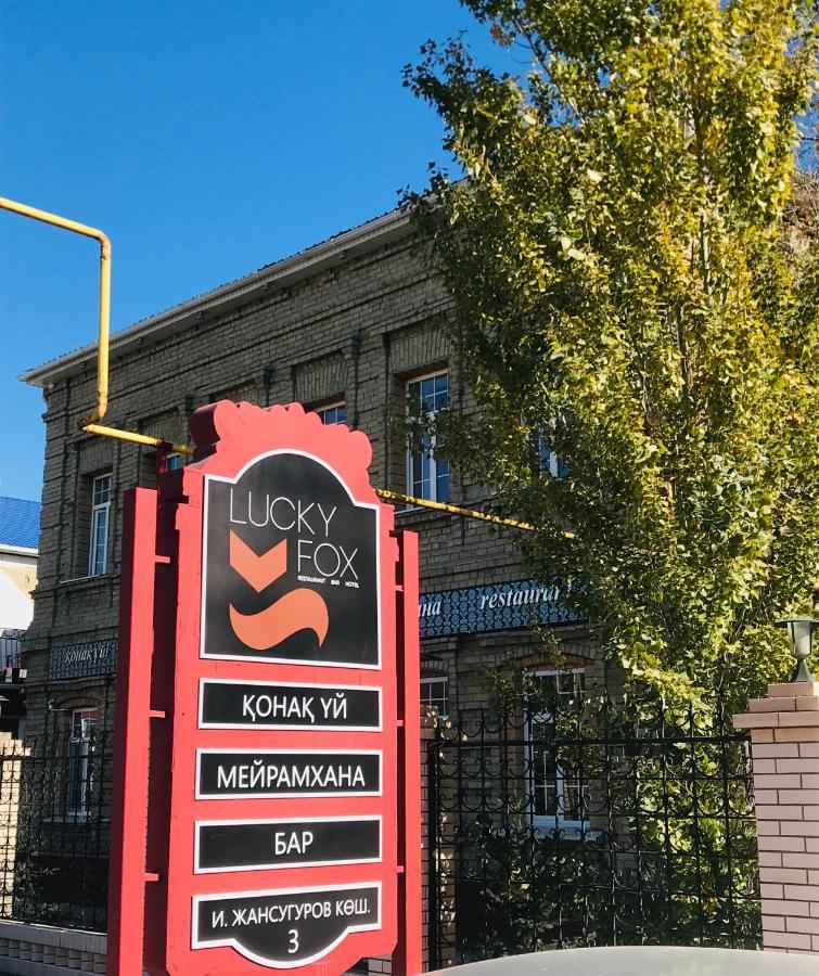 Lucky Fox Hotel Atyrau Exterior photo